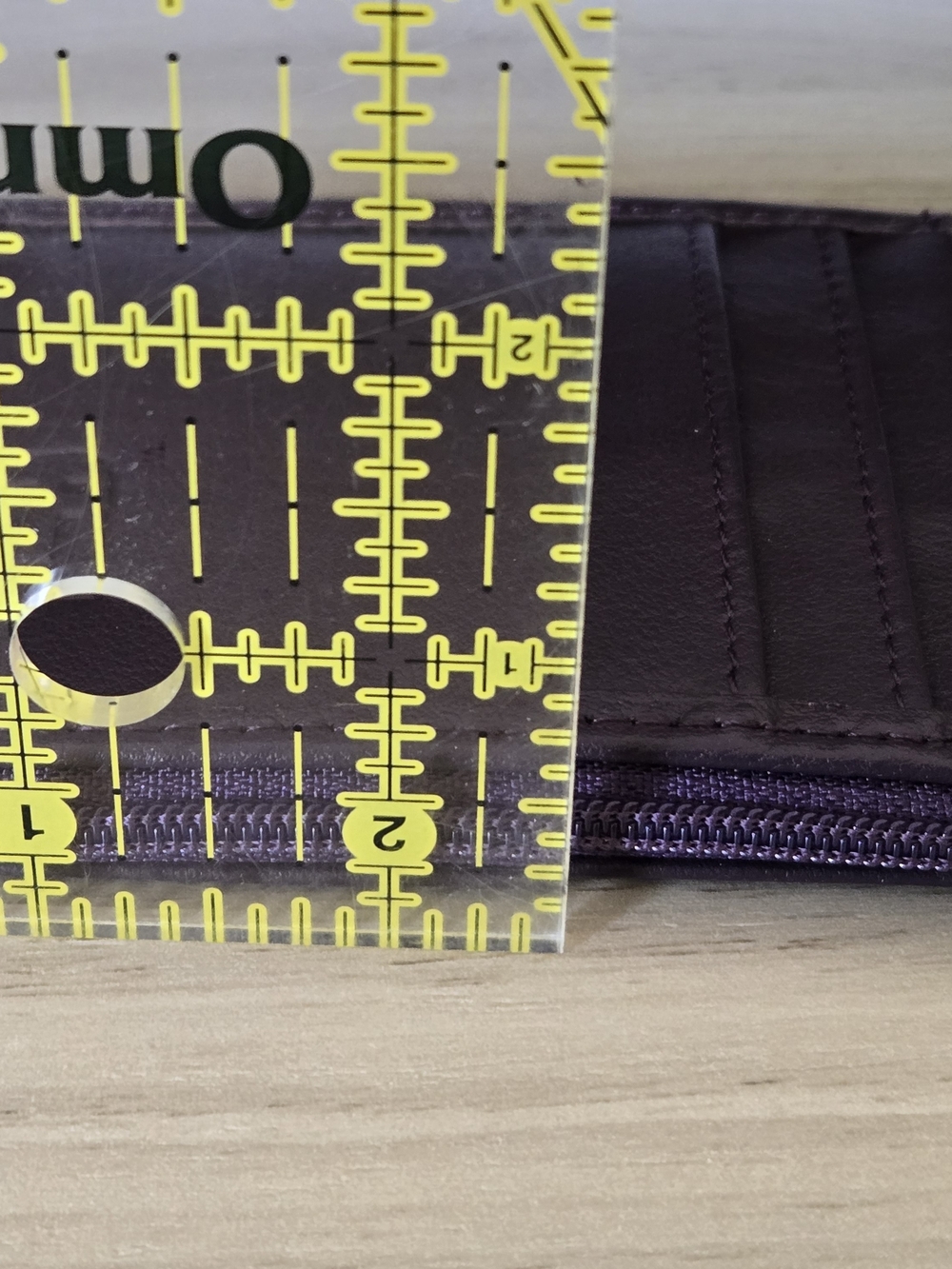 Identity Stronghold RFID Blocking Leather Card Holder Wallet Purple Zip NEW - Picture 8 of 9